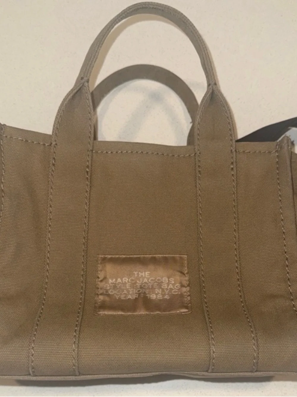 Marc Jacobs Canvas Tote Bag in Olive